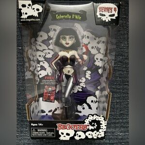 Begoths Series 4 Cyberella D'Nile 2005